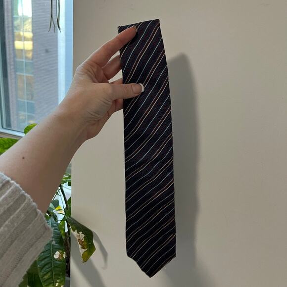 Givenchy Men's Vintage Chain Link Print Silk Tie - Picture 2 of 6